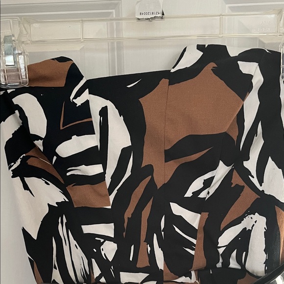 B. Smart Elegant Black and Brown Strapless Dress - Picture 3 of 5